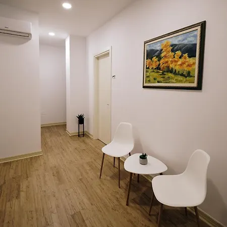 Hotel In Center Tirana