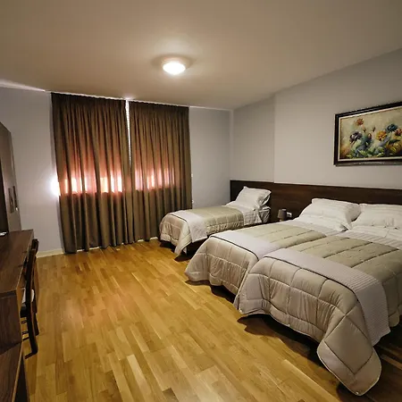 In Center Hotel 3*