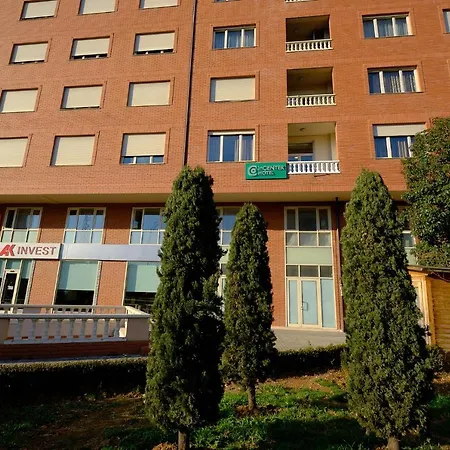 Hotel In Center 3*